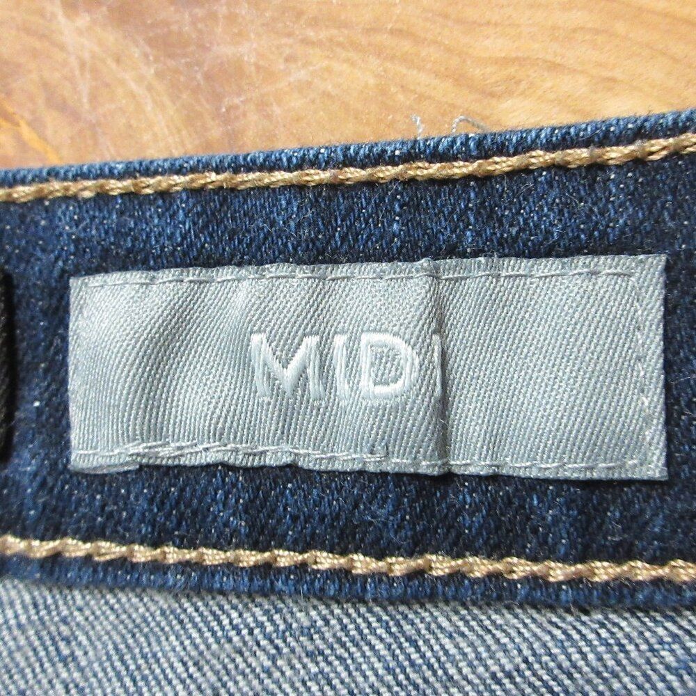 AEROPOSTALE Midi Cuffed Distressed Jean Shorts Sz 4 Ripped Dark Blue Denim Jorts - Picture 6 of 13